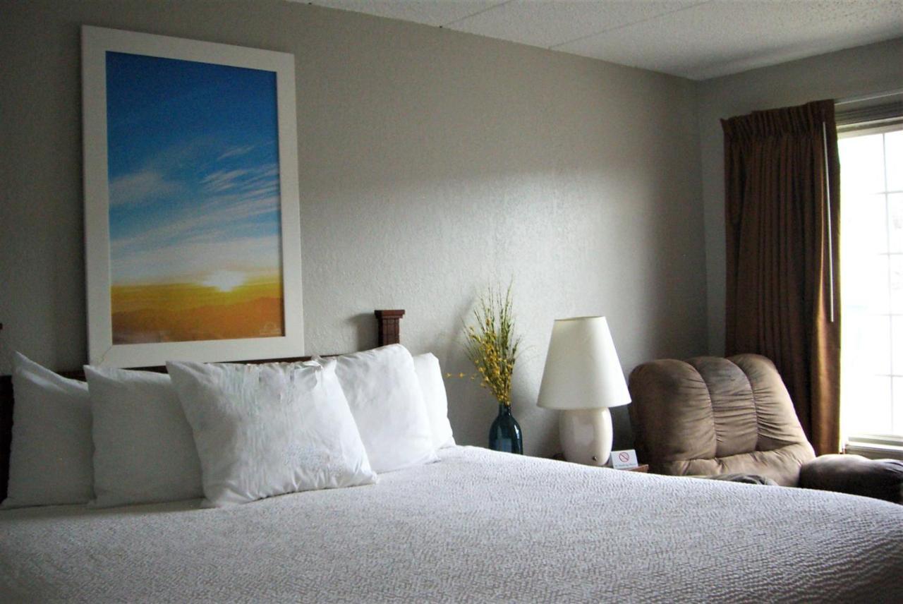 Days Inn By Wyndham Pierre Dış mekan fotoğraf